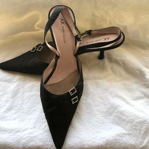 Anne Klein | Kitten Heel Pumps